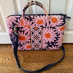 ⭐️ Vera Bradley Pink and Orange Quilted Laptop Bag